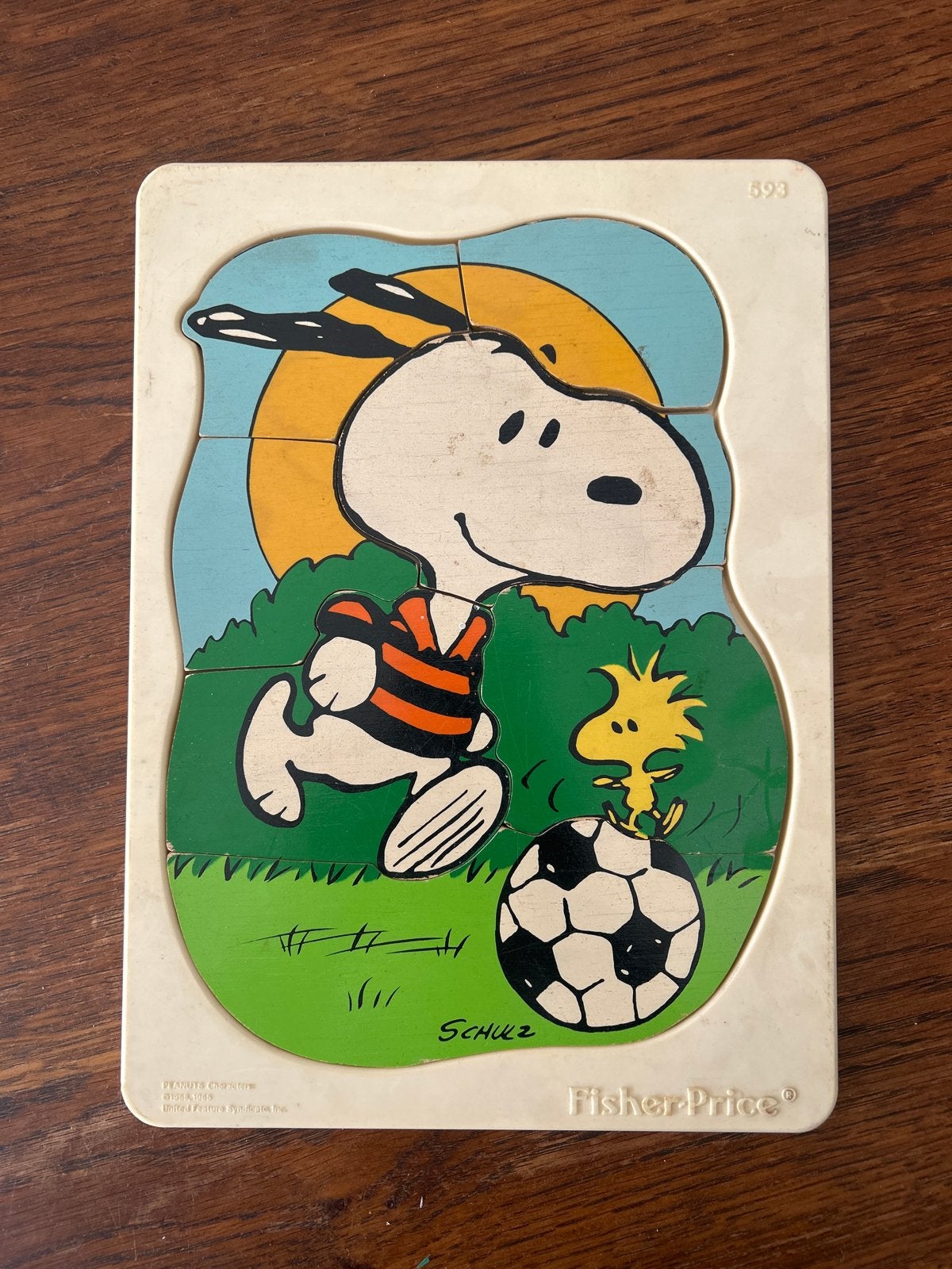 Vintage Fisher-Price Snoopy voetbal puzzel, 2 tot 4 jaar, Gebruikt, Ophalen of Verzenden, Van hout