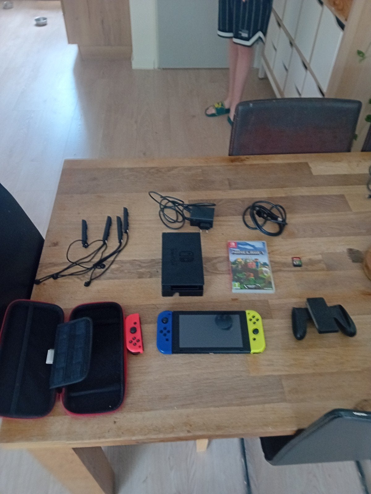 Nintendo Switch met games, Spelcomputers en Games, Spelcomputers | Nintendo Switch, Zo goed als nieuw, Switch Original, Met 3 controllers of meer