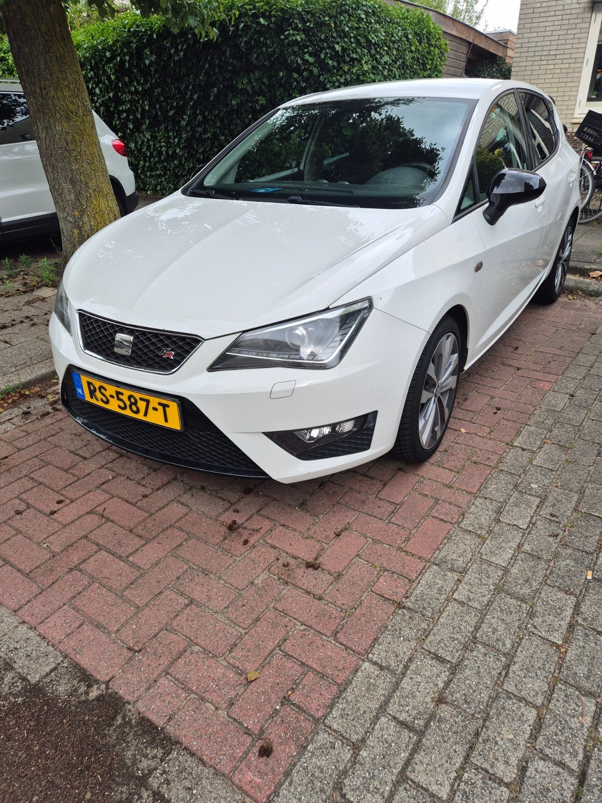 Seat Ibiza 1.0 Ecotsi 110pk DSG 2017 Wit, Auto's, Seat, Particulier, Ibiza, Benzine, B, Hatchback, Automaat, Geïmporteerd, Wit