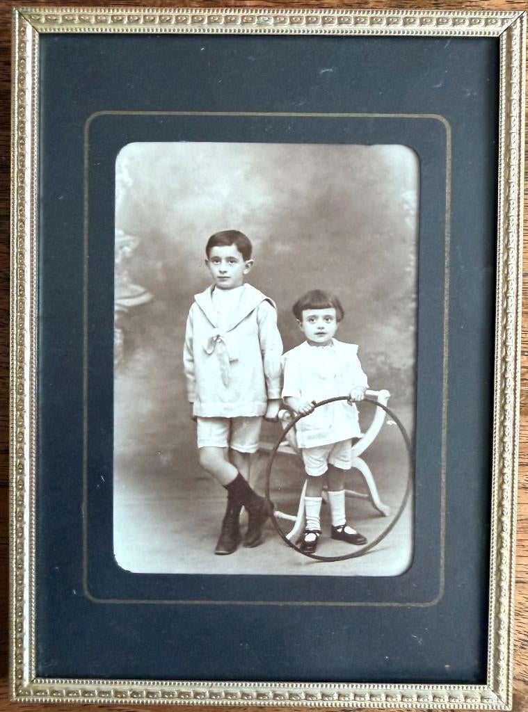 Oud fotolijstje (1013) met mooie rand, Antiek en Kunst, Antiek | Woonaccessoires, Ophalen of Verzenden
