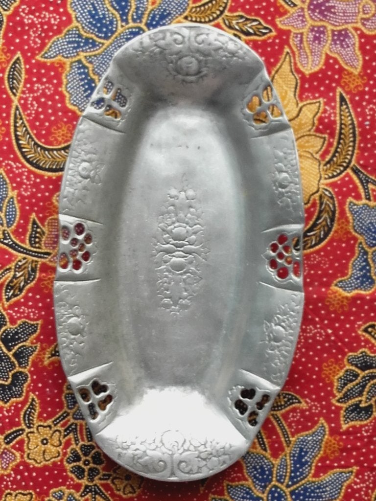 Mooie oude schaal uit Brazilië van Estanhos tin 27 cm., Ophalen of Verzenden
