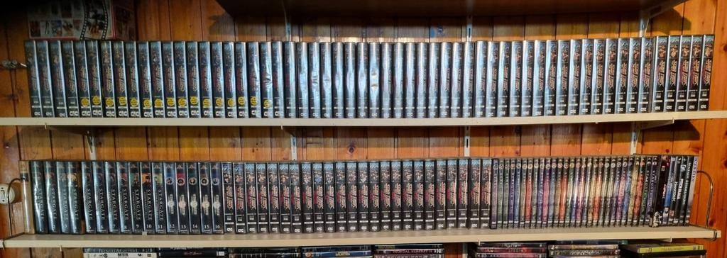 Star trek en Stargate videobanden en dvd's, Ophalen