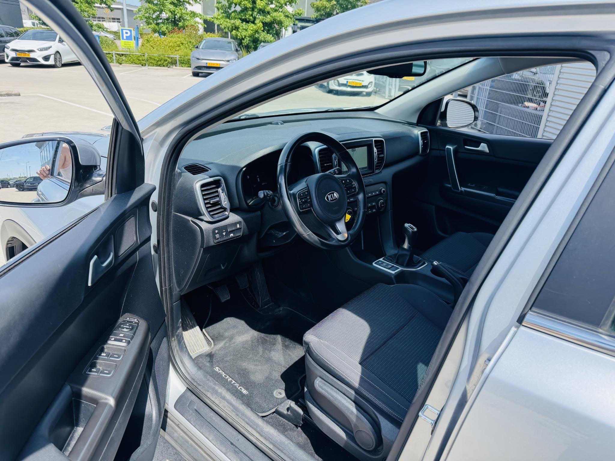 Kia Sportage 1.6 GDI DynamicLine Trekhaak | Onderhouden door, Auto's, Kia, Voorwielaandrijving, Stof, Gebruikt, 4 cilinders