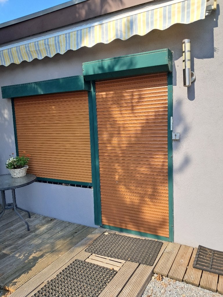 rolluiken te koop vanwege renovatie, Doe-het-zelf en Verbouw, Rolluiken, Ophalen, Gebruikt, Bruin, Minder dan 100 cm
