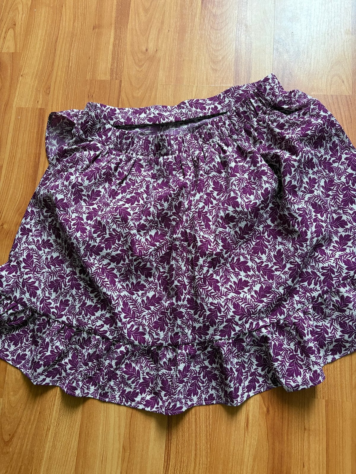 Ms Mode skort maat 42 met paars/wit bladprint, Kleding | Dames, Rokken, Zo goed als nieuw, Maat 42/44 (L), Paars, Boven de knie