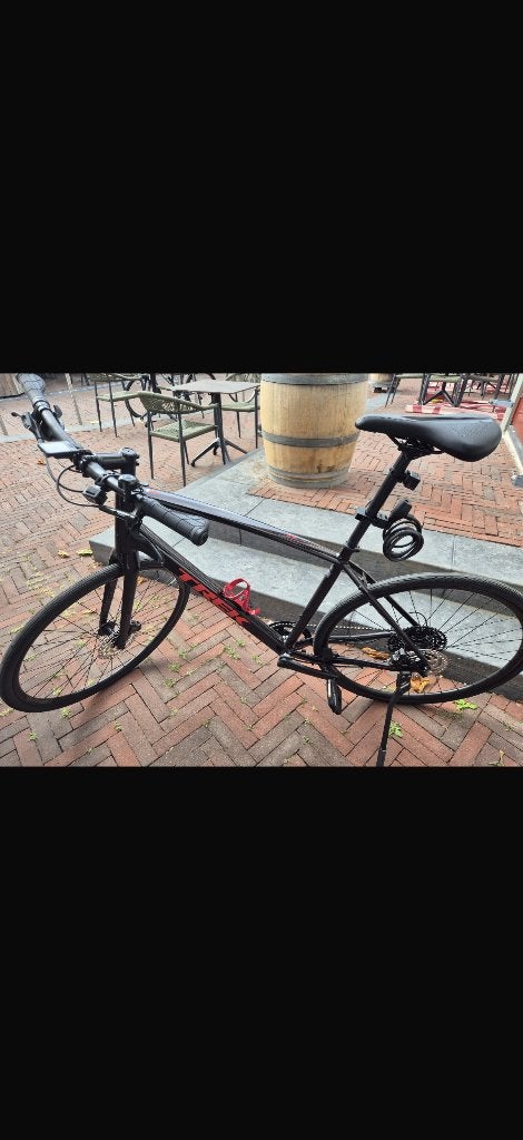 Trek FX al 3, 10 tot 15 versnellingen, 57 tot 61 cm, Schijfrem, Ophalen