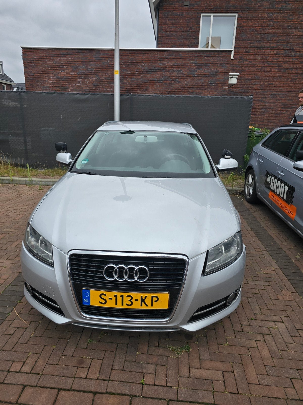 Zilvergrijze Audi A3 Schadeauto - Rijdt goed, recent onderho, Auto diversen, Ophalen, Audi, Hatchback, Handgeschakeld