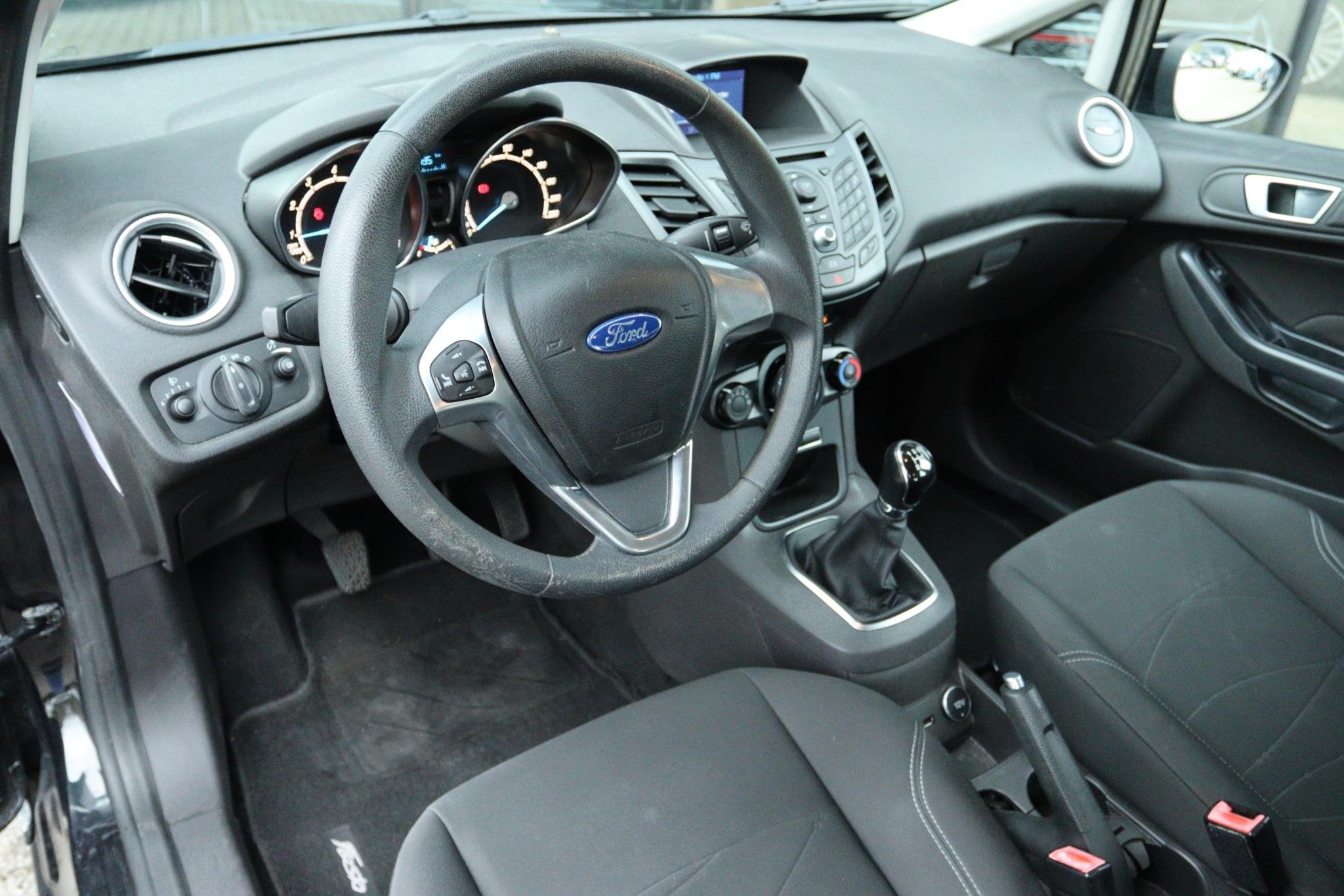 FORD FIESTA 1.0 STYLE | AIRCO | NAVI | BLUETOOTH | NAP, Auto's, Stof, 525 kg, Origineel Nederlands, Bedrijf