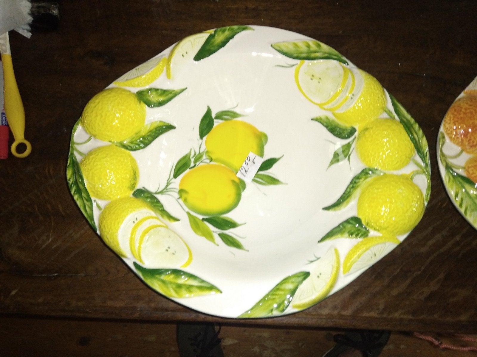 2 Grote diepe schalen met fruitdecor (citroen/sinaasappel), Ophalen of Verzenden