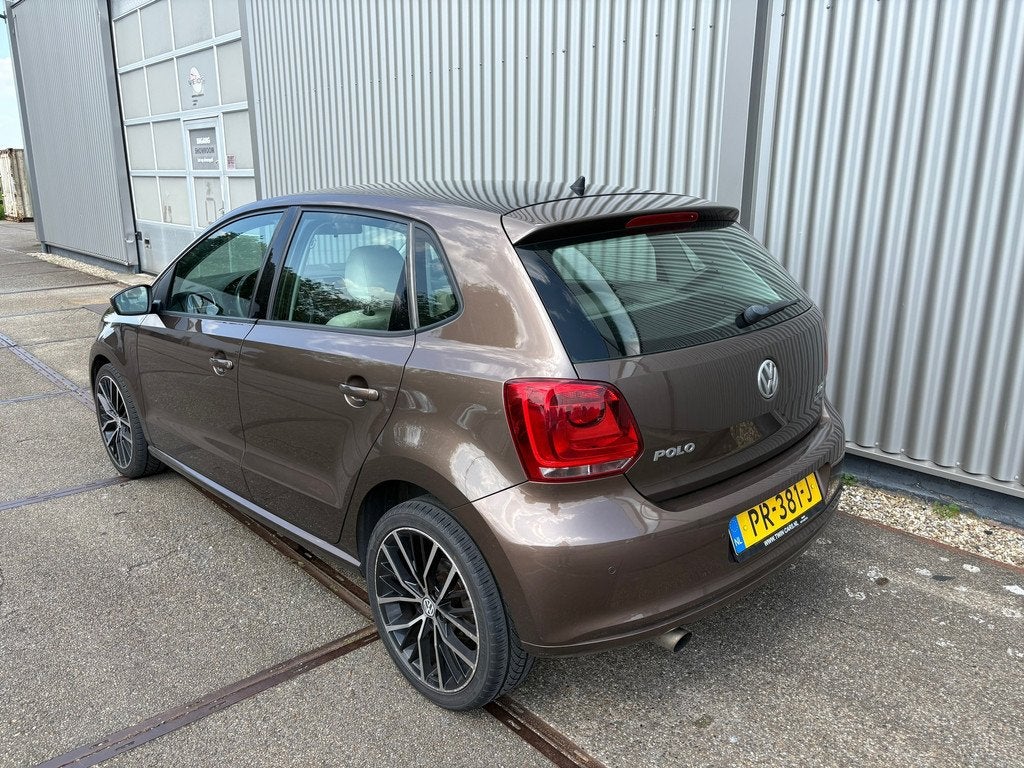 Volkswagen Polo 1.6 TDI BlueMotion, Auto's, Volkswagen, Voorwielaandrijving, Euro 5, Gebruikt, Bruin