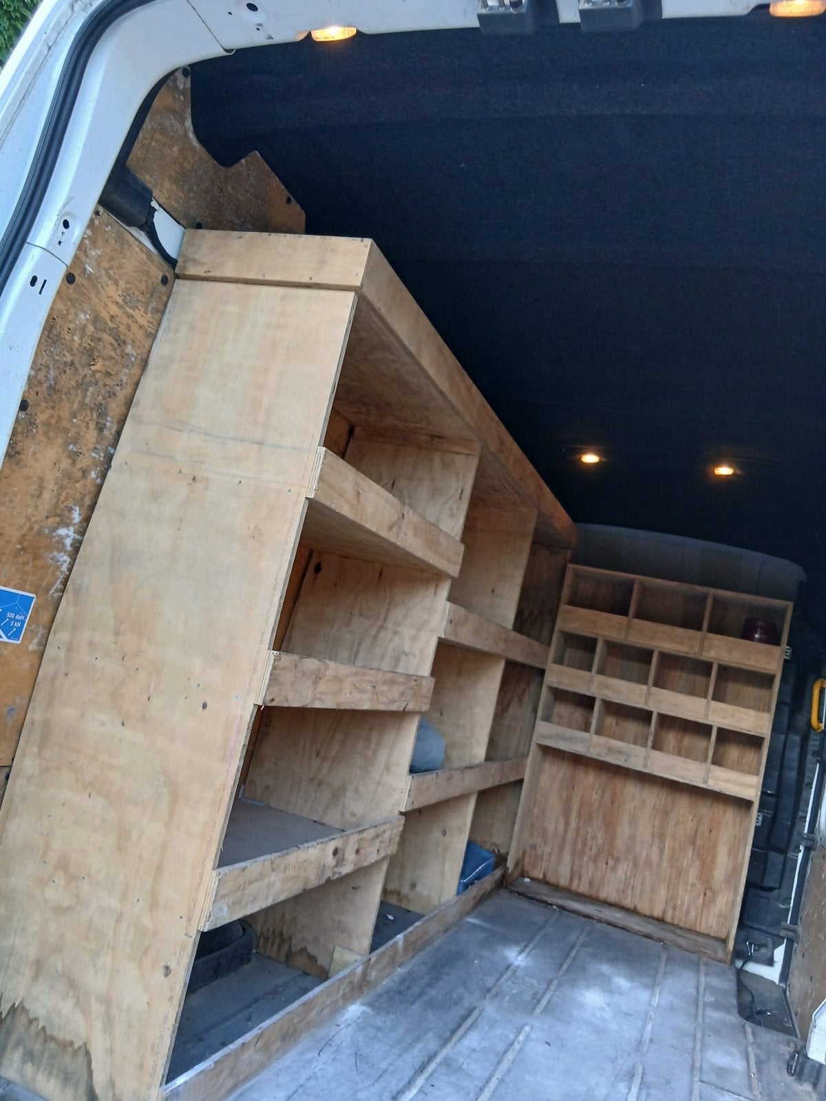 Op maat gemaakte houten bedrijfswageninrichting, Ophalen of Verzenden