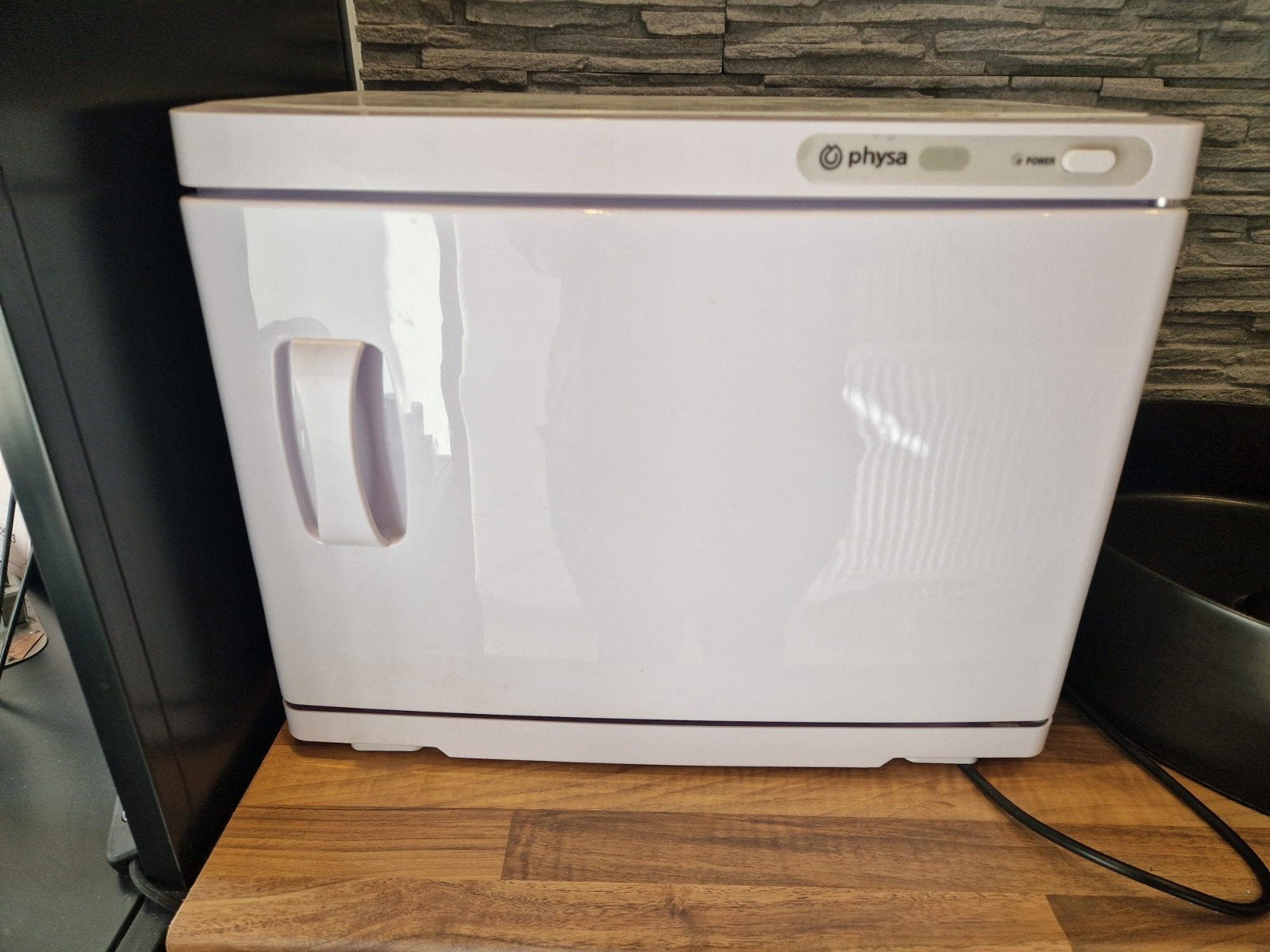 Physa Handdoekenwarmer PHY-230TH-1 - Zo goed als nieuw, Witgoed en Apparatuur, Ophalen of Verzenden, Zo goed als nieuw, Overige typen