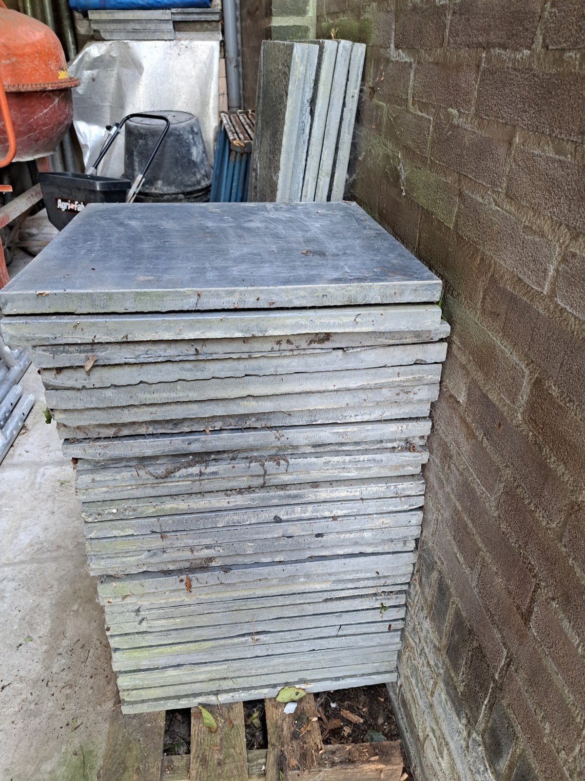 46 stuks Chinees hardsteen 50x50x3cm, Gebruikt, Ophalen of Verzenden, Terrastegels, Natuursteen