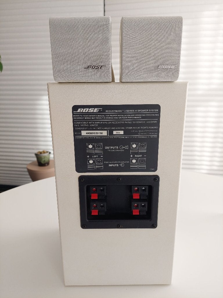 Bose Acoustimass 3 Series III – wit, Audio, Tv en Foto, Luidsprekers, Gebruikt, Speakerset, Ophalen of Verzenden, Bose