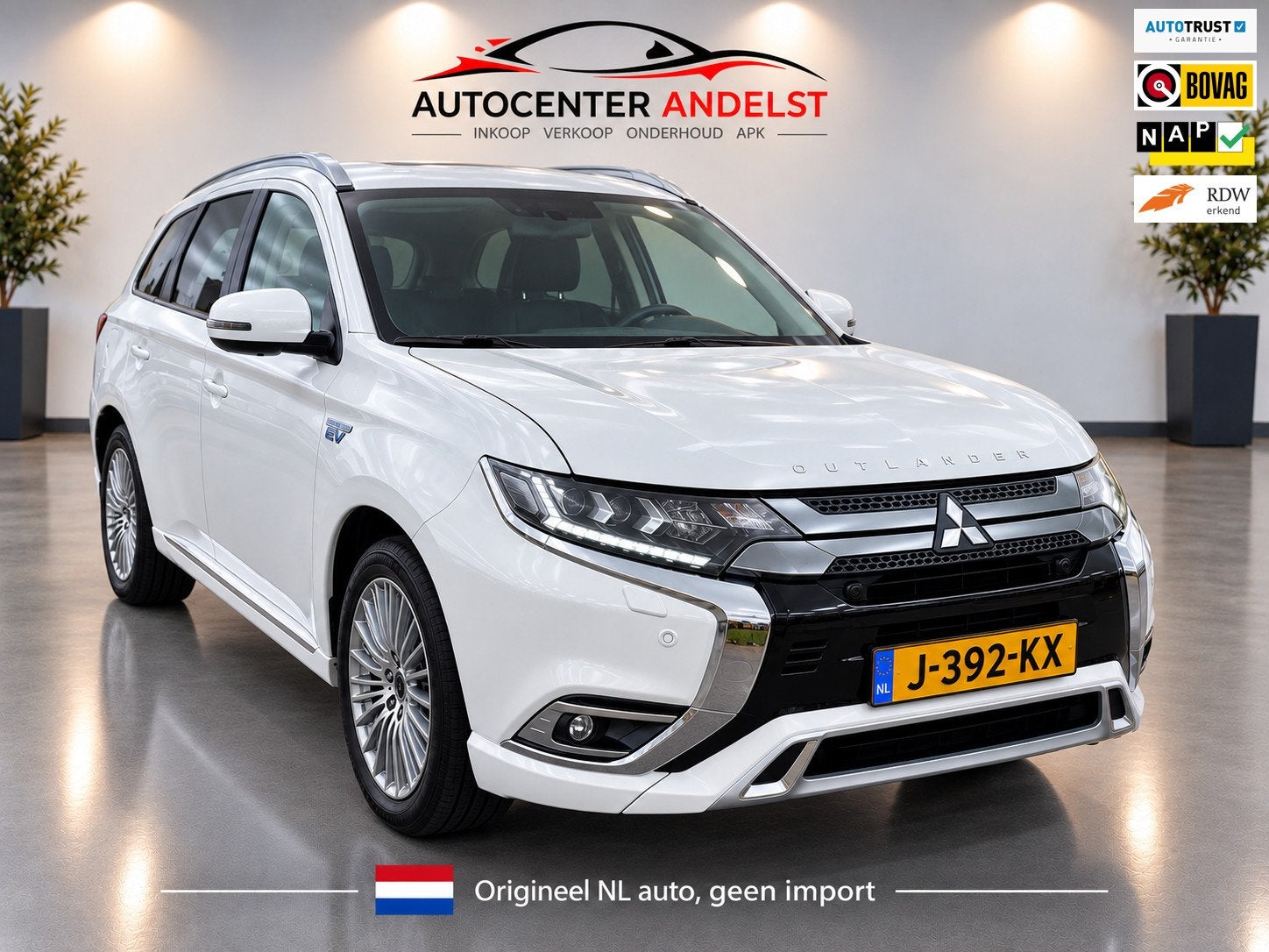Mitsubishi Outlander 2.4 PHEV Intense Aut, Cam, Stoelverw, C, Auto's, Automaat, Dealer onderhouden, 135 pk, 4 cilinders