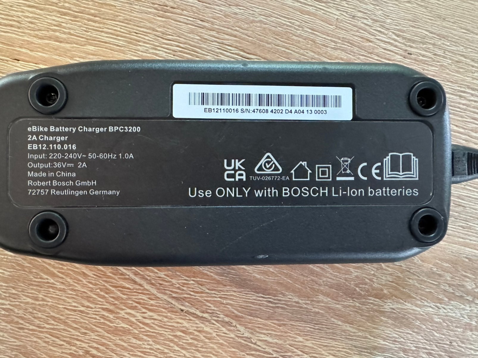 Bosch eBike acculader 2A – BPC3200 – Smart System, Fietsen en Brommers, Fietsaccessoires | Fietsaccu's, Gebruikt