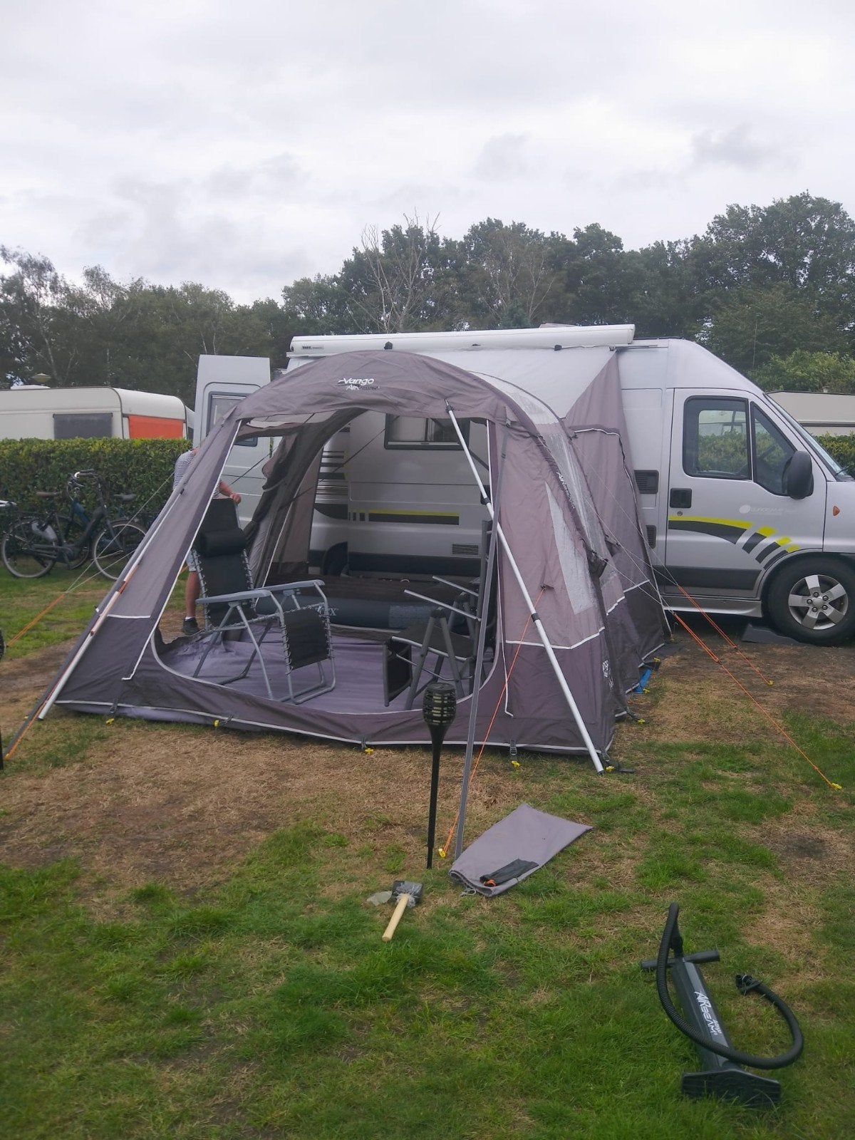 Vango Air-tent voor L2H2 camperbus., Ophalen, Zo goed als nieuw, Tot en met 2