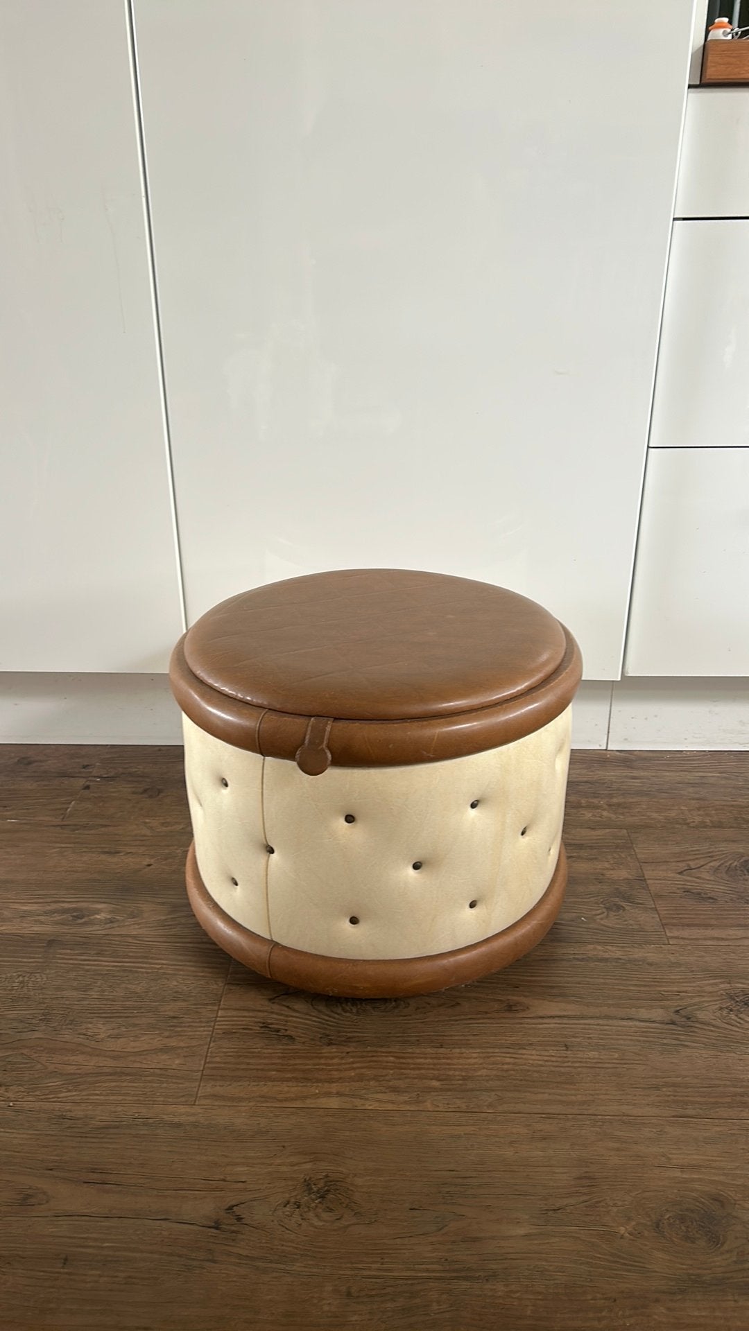 Vintage poef naaibox opbergpoef, Huis en Inrichting, Banken | Voetenbanken en Poefen, Ophalen, Zo goed als nieuw, Rond, Minder dan 50 cm