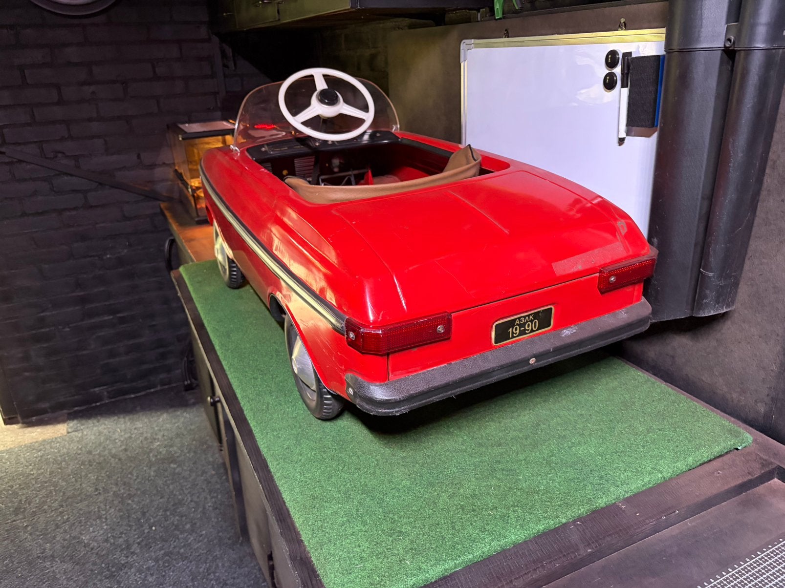 Antieke speeltrap auto, Antiek en Kunst, Ophalen
