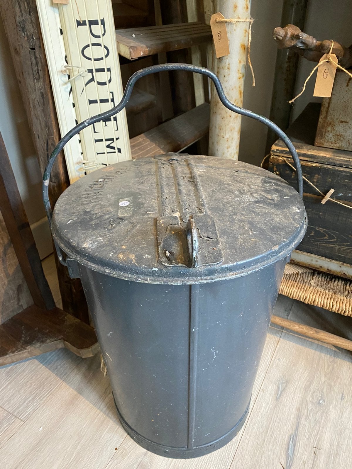 Zinken Vuilnisemmer, Prullenbak, Leidschendam, Zink, Emmer, Ophalen