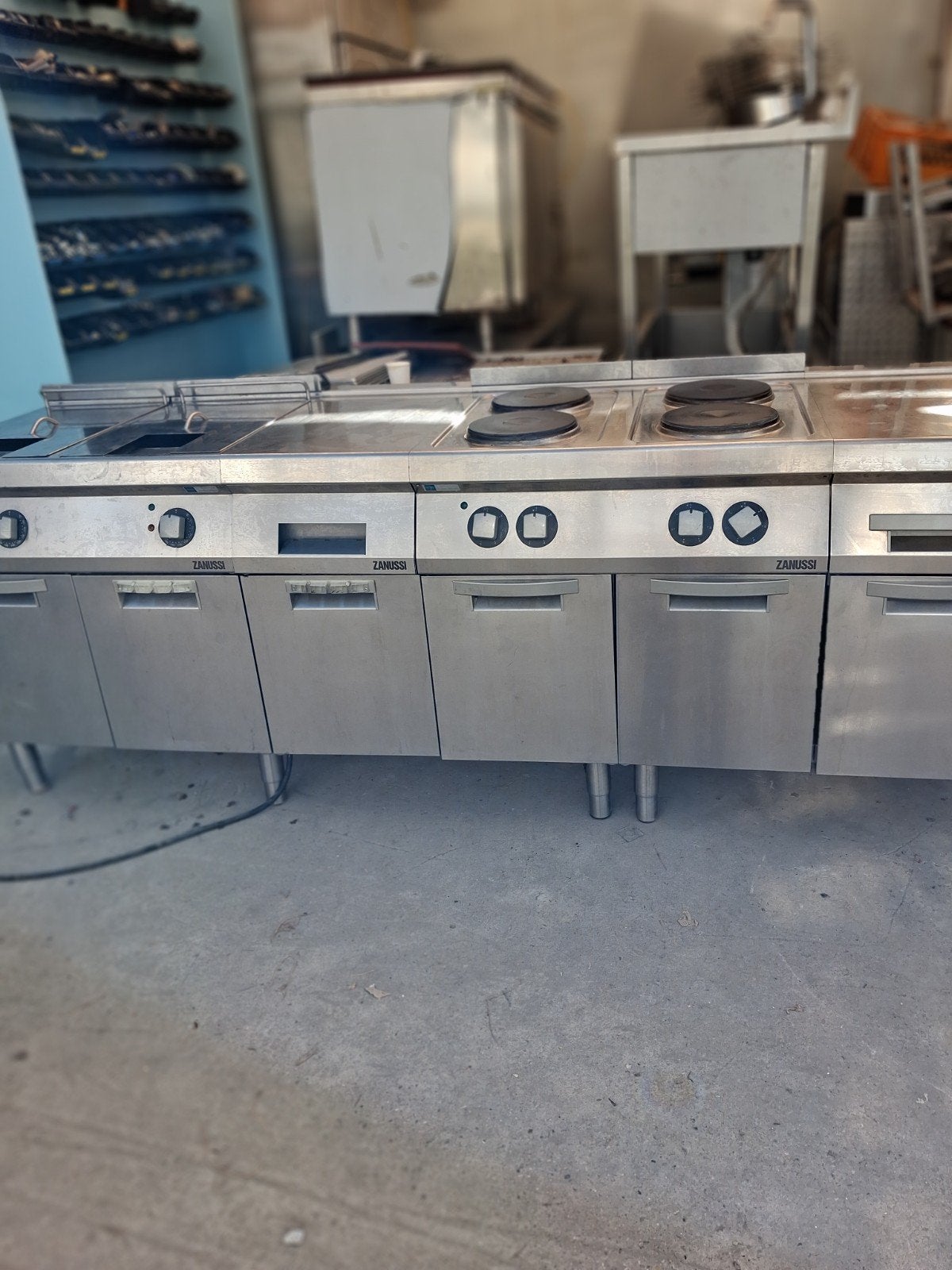 elektrische fornuis en friteuse., Zakelijke goederen, Ophalen of Verzenden, Gebruikt, Fornuis, Frituur en Grillen