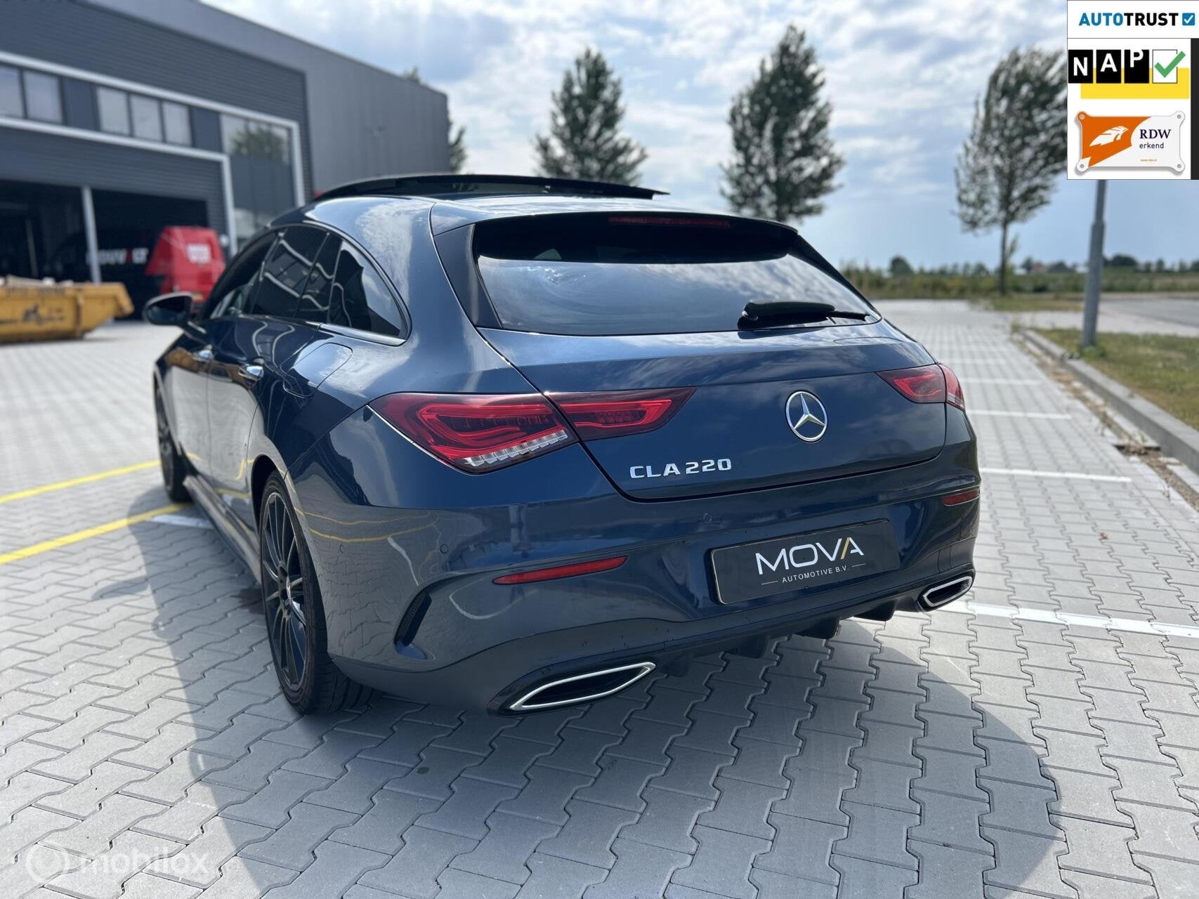 Mercedes CLA-klasse Shooting Brake 220 d AMG Line|PANO|, Auto's, CLA, Euro 6, Blauw, Diesel