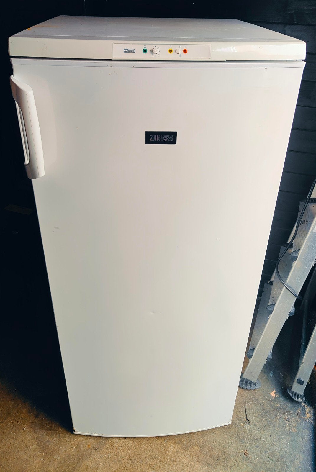 vriezer: Zanussi FZ190, Ophalen, Gebruikt, Minder dan 60 cm