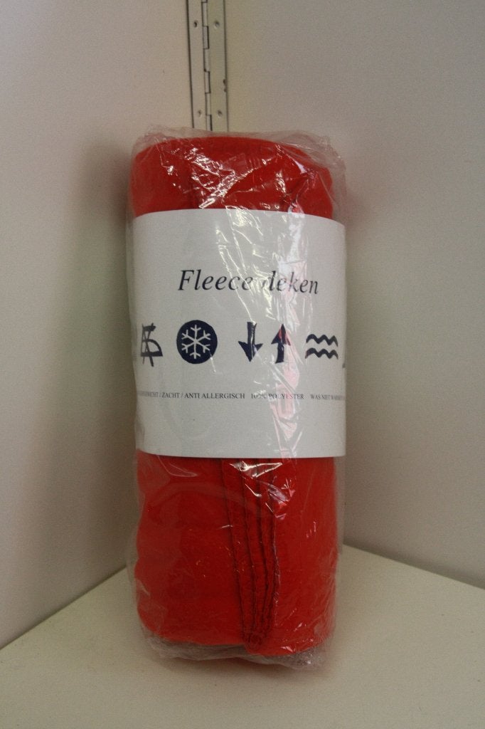 Fleece plaid rood. Nieuw in verpakking., Rood, Fleecedeken, 130 cm, Nieuw