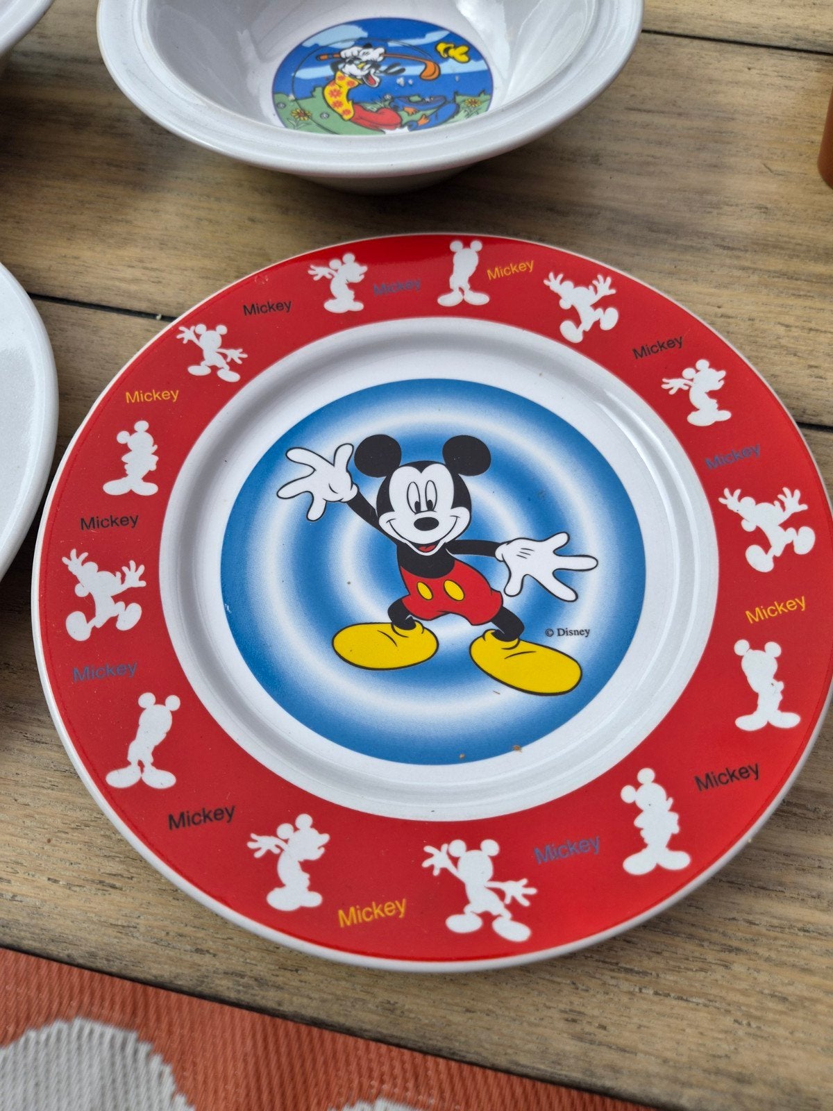 Disney Servies: Mickey Mouse, Goofy & The Lion King, Gebruikt, Ophalen of Verzenden, Bord(en), Overige stijlen