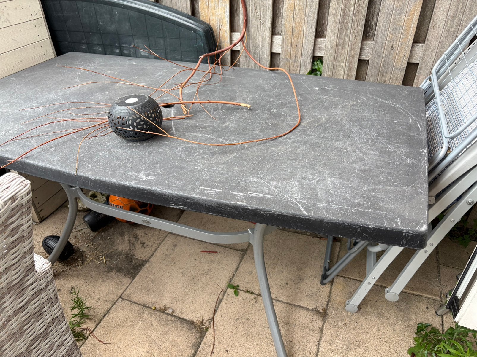 Tuintafel ijzeren frame  , Oude tuintafel, Tuin en Terras, Tuintafels, Ophalen, Zo goed als nieuw, Rechthoekig, Metaal
