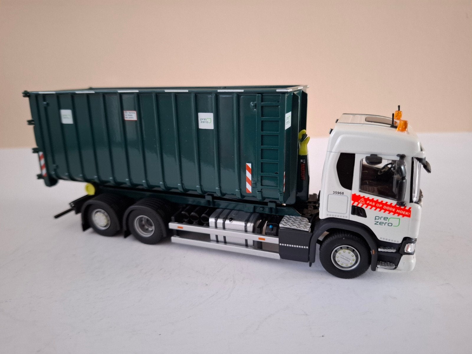 Scania T containerauto van PreZero van Tekno, Hobby en Vrije tijd, Ophalen of Verzenden, Nieuw, Bus of Vrachtwagen, Tekno