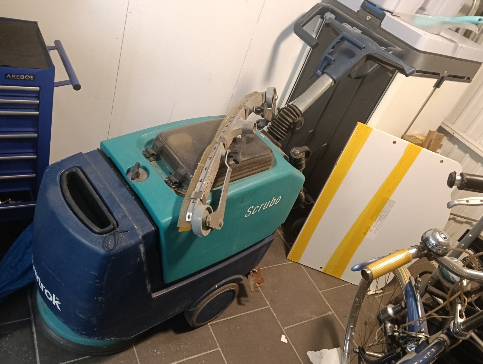 Schrob zuig. . alleen nieuwe accu.prijs 150 euro, Ophalen of Verzenden, Nieuw