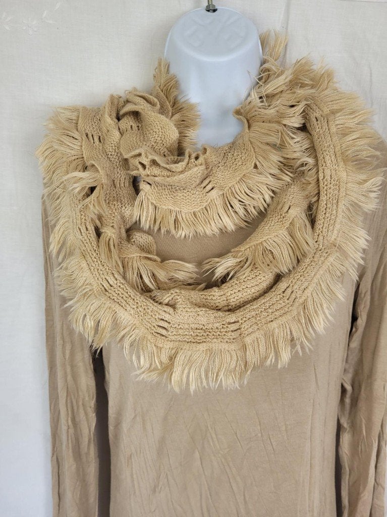 Leuke beige tunnelsjaal platgemeten 88 cm, Maat 38/40 (M), ., Ophalen of Verzenden, Zo goed als nieuw