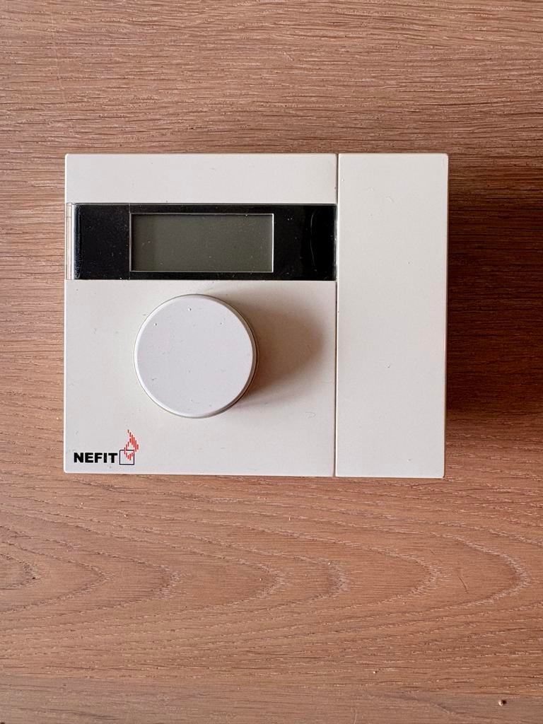 Nefit ModuLine 100 kamerthermostaat, Ophalen, Zo goed als nieuw