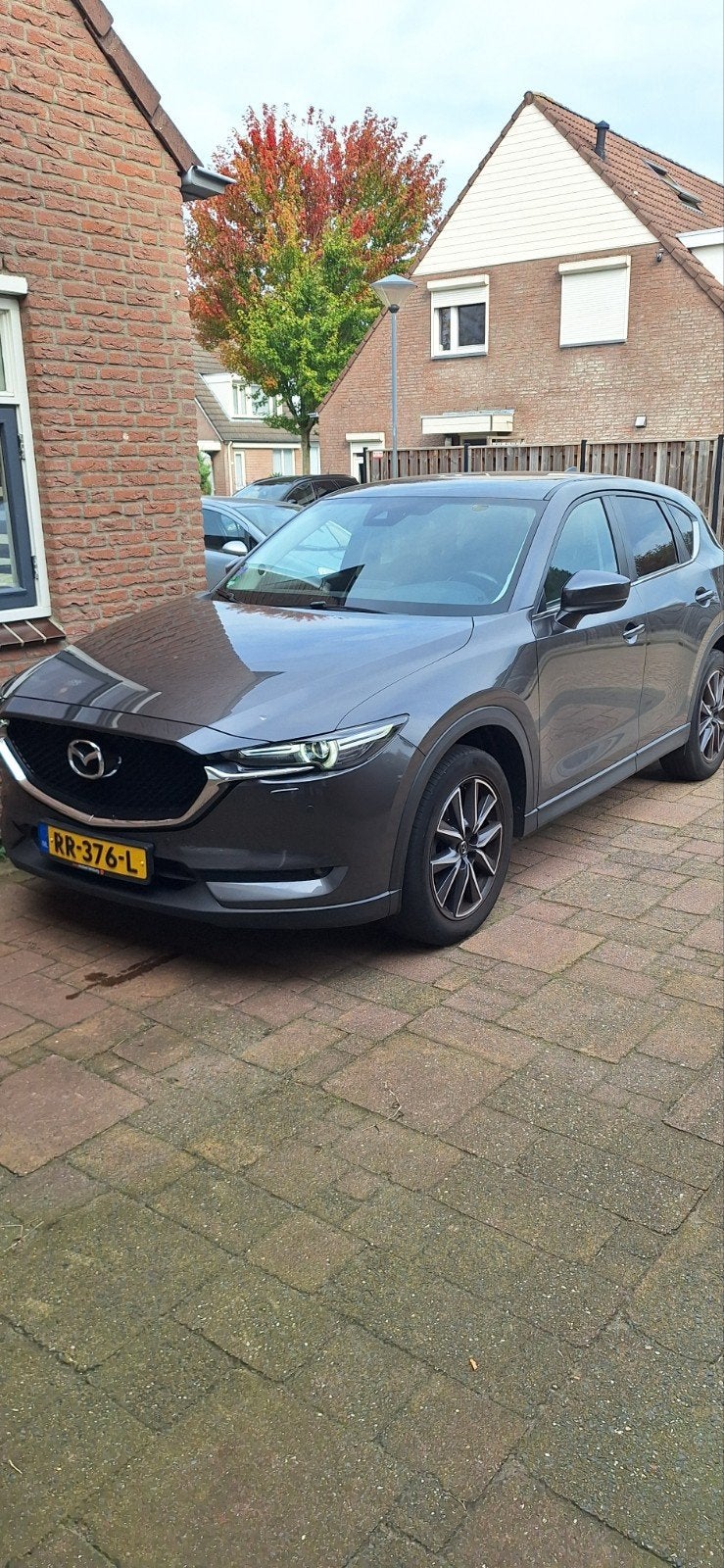Mazda CX-5 2.0 Skyactiv-g 165pk 2WD Aut 2018 Grijs, 1998 cc, 164 pk, Zwart, 4 cilinders