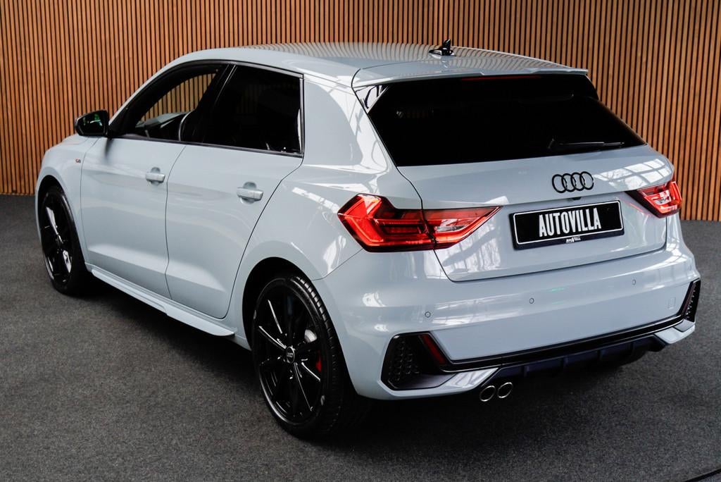 Audi A1 Sportback 40 TFSI S- Line Leder Camera Navi Virtual, 4 cilinders, 1984 cc, Sportstoelen, Leder en Stof