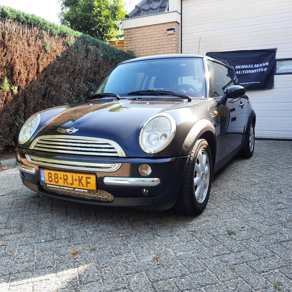 Mini 1.6 16V Cooper 2004 Zwart, Voorwielaandrijving, Zwart, 4 cilinders, 4 stoelen