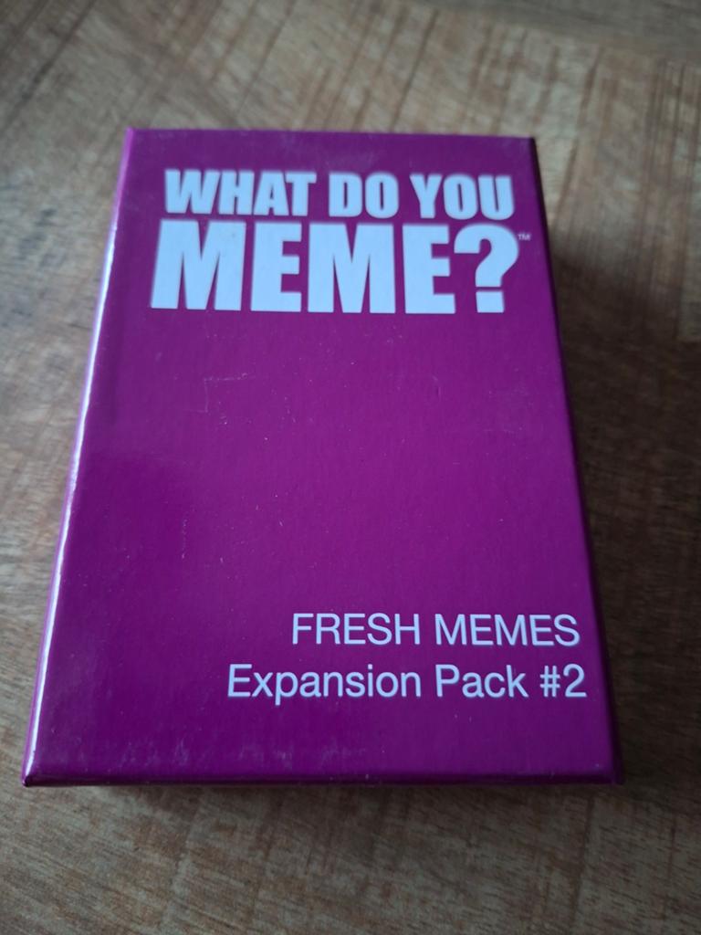 Kaartspel What do you meme expansion pack 2 Fresh memes, Ophalen of Verzenden, Gebruikt