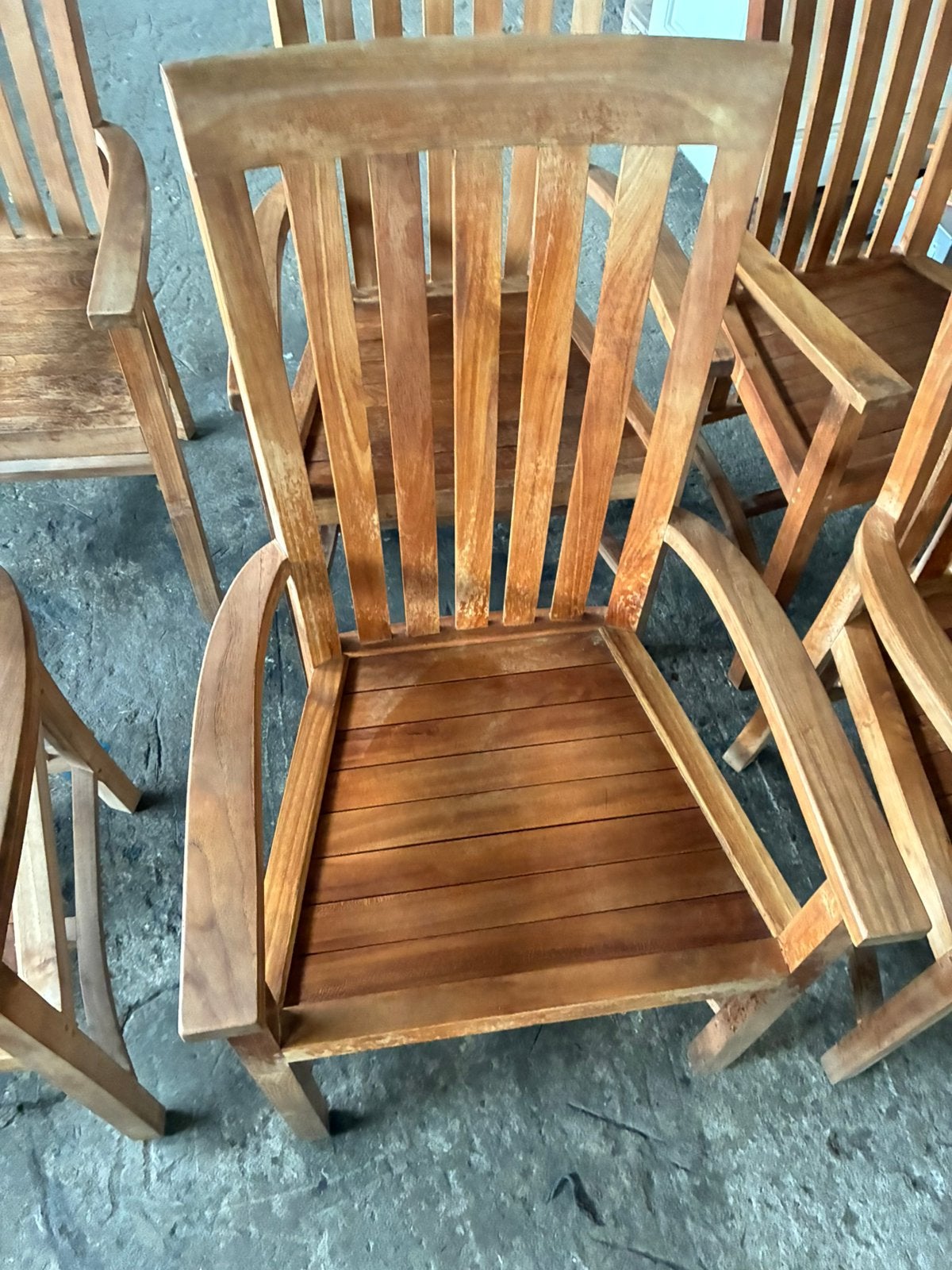 Set van 6 houten stoelen, Ophalen