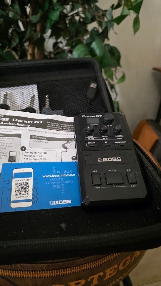 Boss Pocket GT Effecten Processor, Muziek en Instrumenten, Effecten, Ophalen, Zo goed als nieuw, Multi-effect