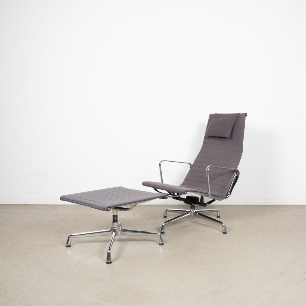 Vitra Eames EA 124 Fauteuil Grijs Hopsak + EA 125 Hocker, Niet ingevuld, Zo goed als nieuw, Niet ingevuld, Niet ingevuld