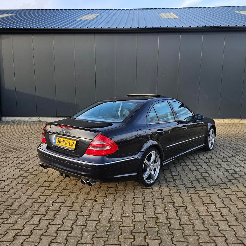Mercedes-Benz E-Klasse 3.5 E350 Sedan AUT 2005 Blauw, Automaat, Achterwielaandrijving, Blauw, 272 pk