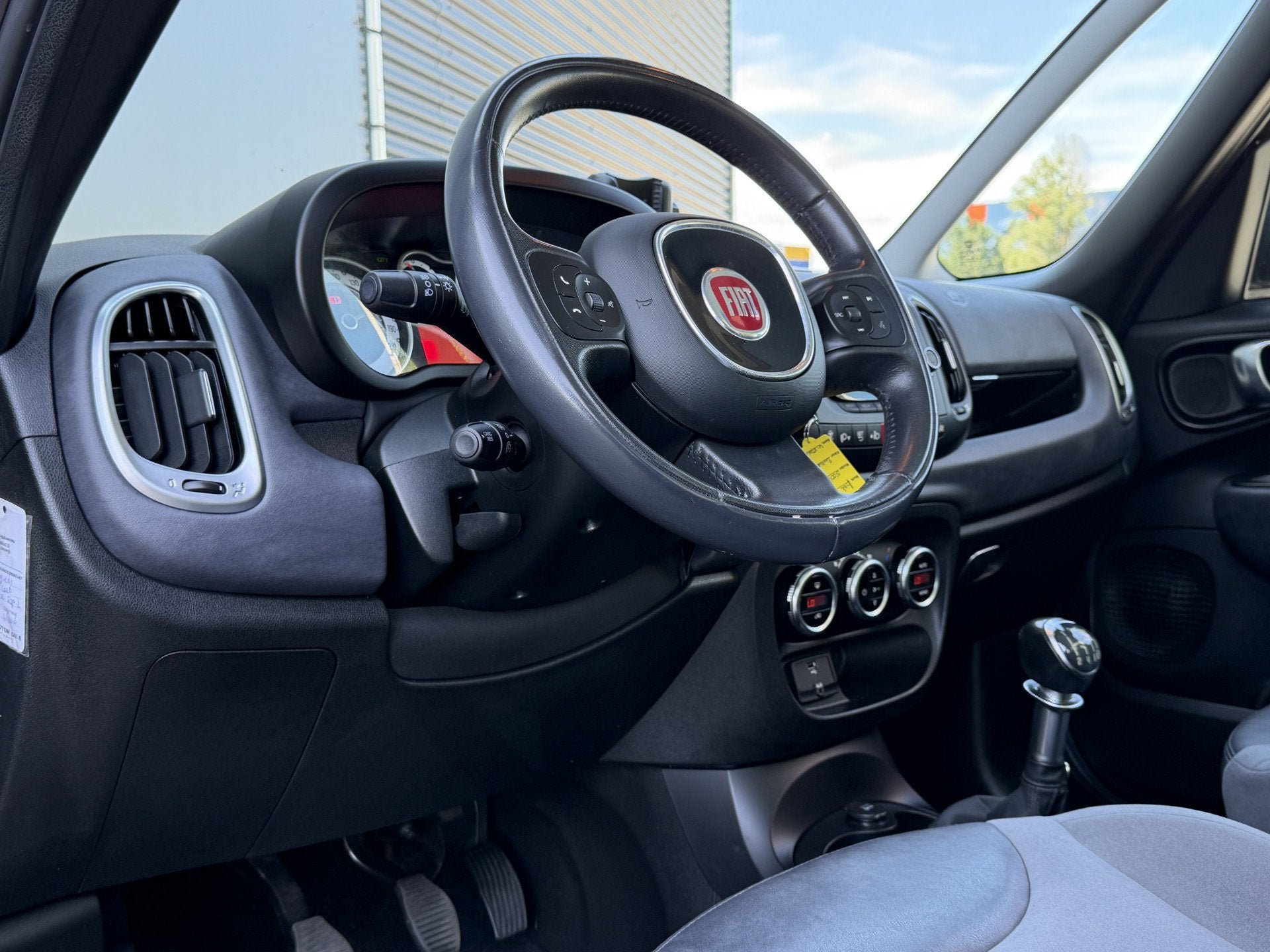 Fiat 500L BWJ 2014 | 0.9 105 PK Lounge | PANO DAK | CLIMA |, Auto's, Fiat, Stof, Gebruikt, Euro 6, Zwart