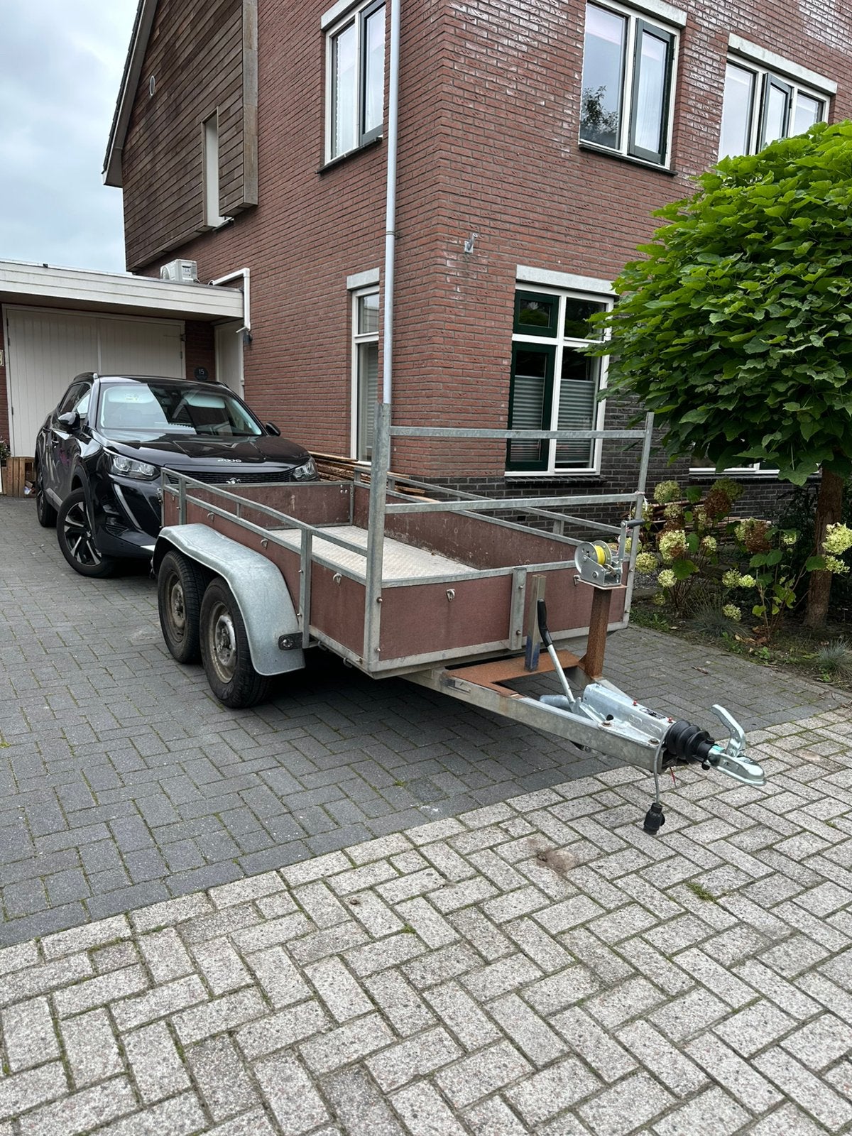 Tandemas aanhanger nieuwe banden & koppeling  lier, Ophalen, Zo goed als nieuw