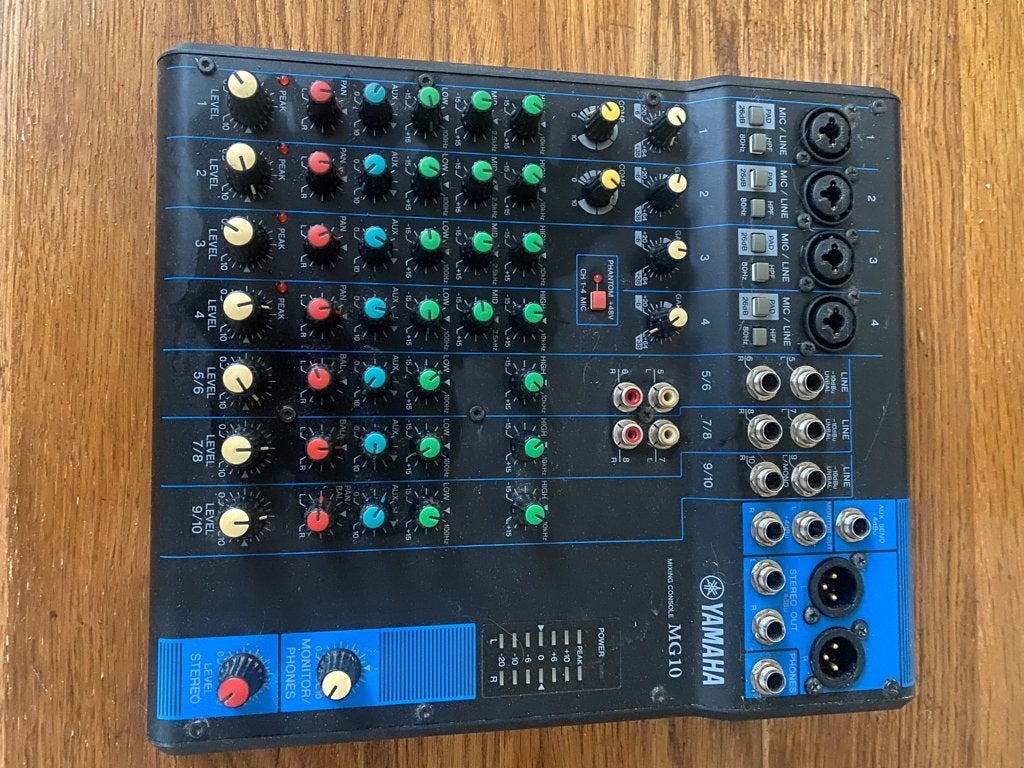 mengpaneel Yamaha MG10, Ophalen of Verzenden, Gebruikt, 5 tot 10 kanalen, Microfooningang