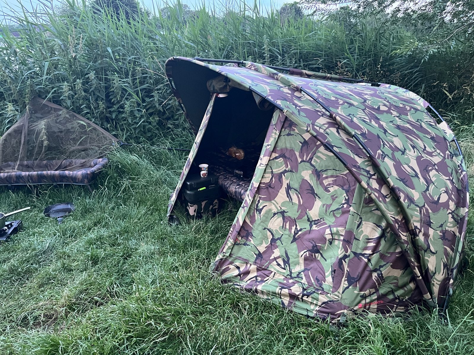 Camouflage Karpertent / Bivvy, Watersport en Boten, Hengelsport | Karpervissen, Ophalen, Gebruikt