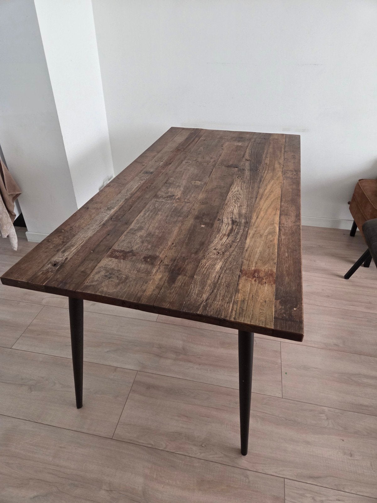 Robuuste houten eettafel van WOOOD 180x90 cm, Huis en Inrichting, Tafels | Eettafels, Ophalen, Gebruikt, 50 tot 100 cm, Vijf personen of meer