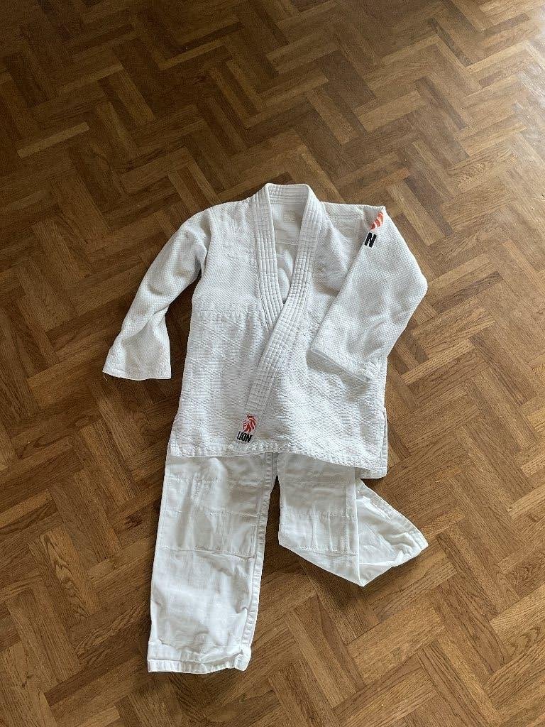 Judopak maat 130, Ophalen, Gebruikt, Maat XS of kleiner, Judo
