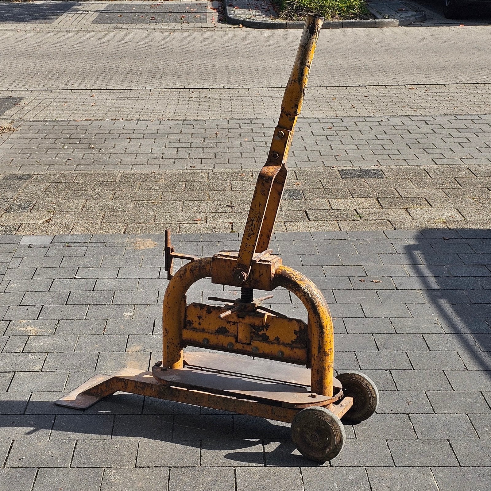 zware klinkerknipper met wielen - robuust en functioneel, Ophalen, Gebruikt, Snijgereedschap, Overige merken