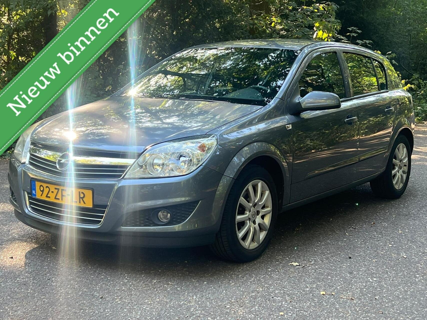 Opel Astra 1.6 Temptation airco parkeer sensor cruise, Auto's, Opel, Voorwielaandrijving, 15 km/l, Gebruikt, 4 cilinders